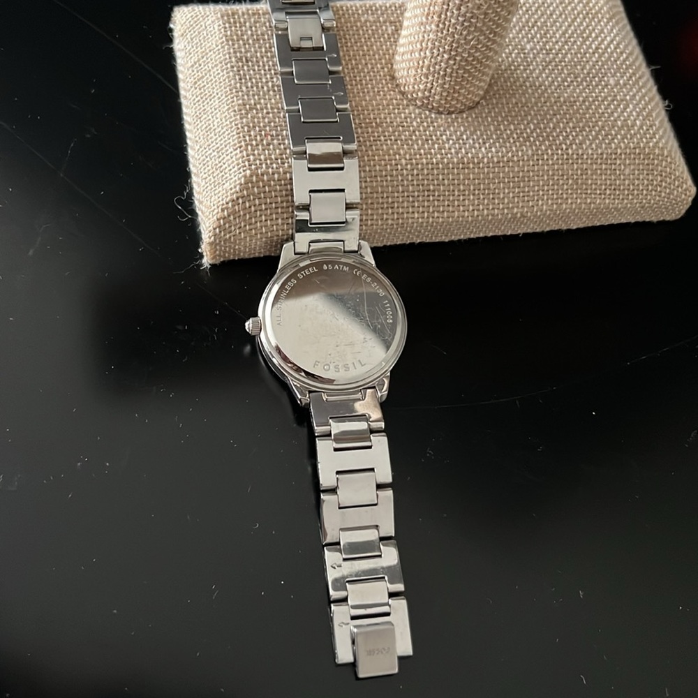 Fossil Rhinestone Watch - Picture 8 of 9